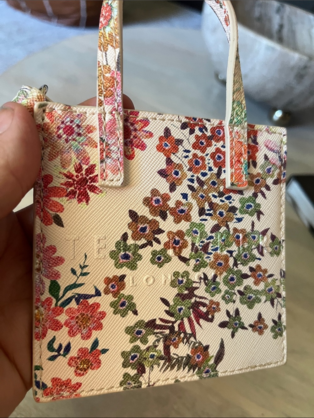 Ted Baker Floral Print Mini Tote Wristlet Bag in Multicolor - Picture 3 of 3